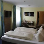 Отель Am Freischuetz 3*