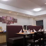 Am Freischuetz Hotel 3*