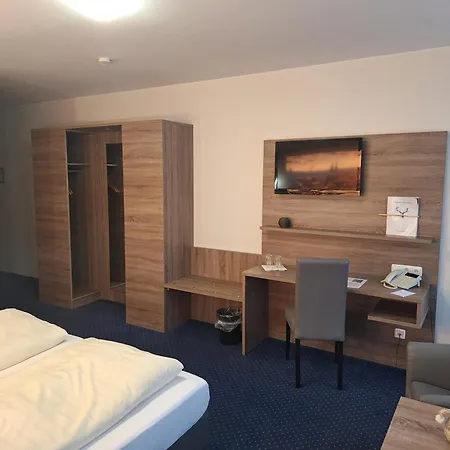 מלון Am Freischuetz 3*