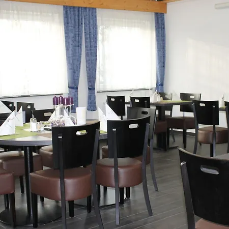 Am Freischuetz 3*